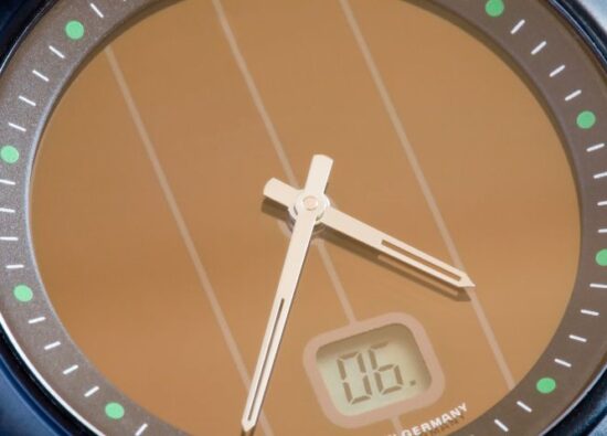 Na zdjęciu typowa tarcza, jaką mają zegarki solarne.